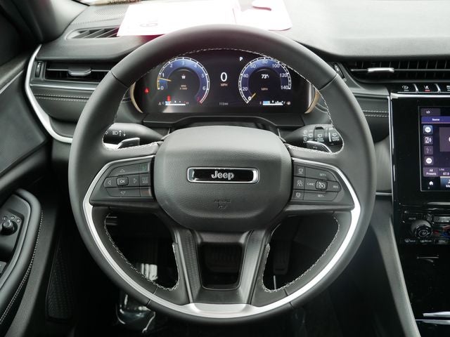 2026 Jeep Grand Cherokee Laredo