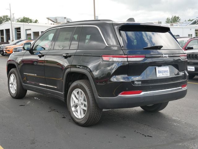 2026 Jeep Grand Cherokee Laredo