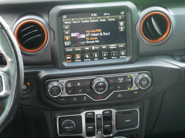 2022 Jeep Gladiator Mojave