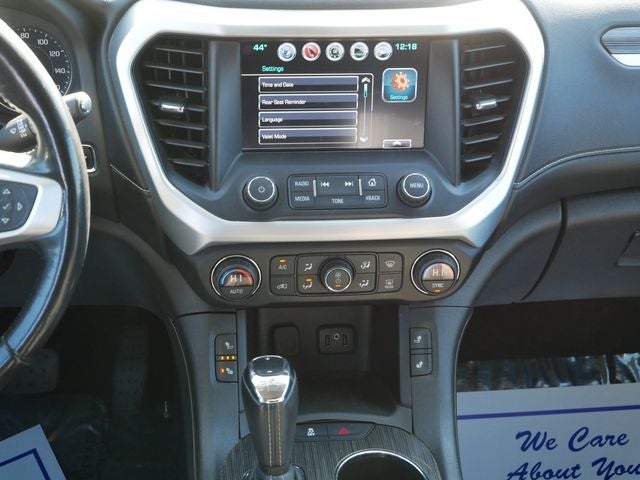 2019 GMC Acadia SLT-1