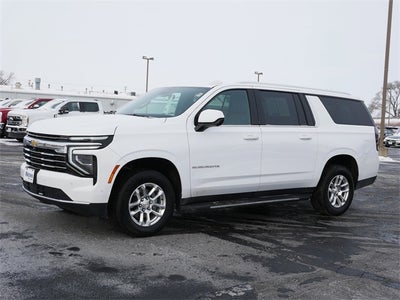 2025 Chevrolet Suburban LT