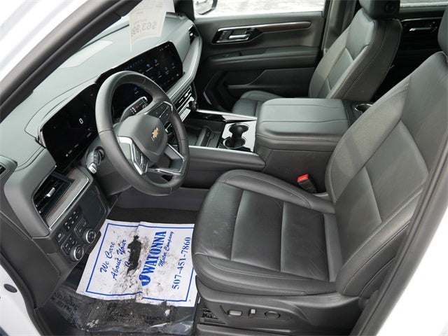 2025 Chevrolet Suburban LT