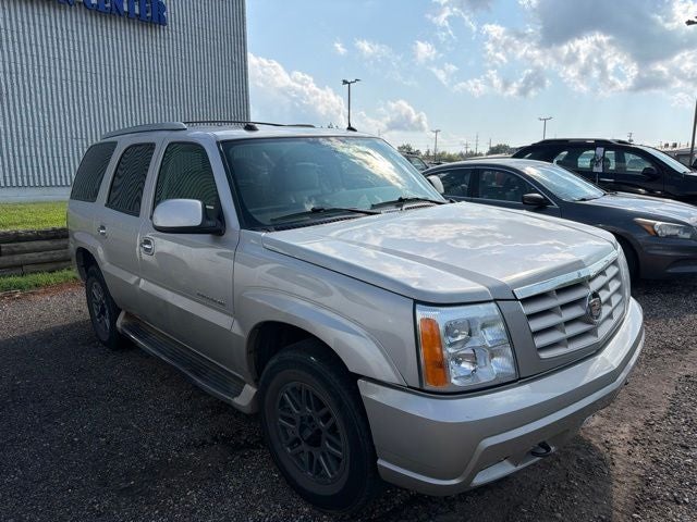2004 Cadillac Escalade Base