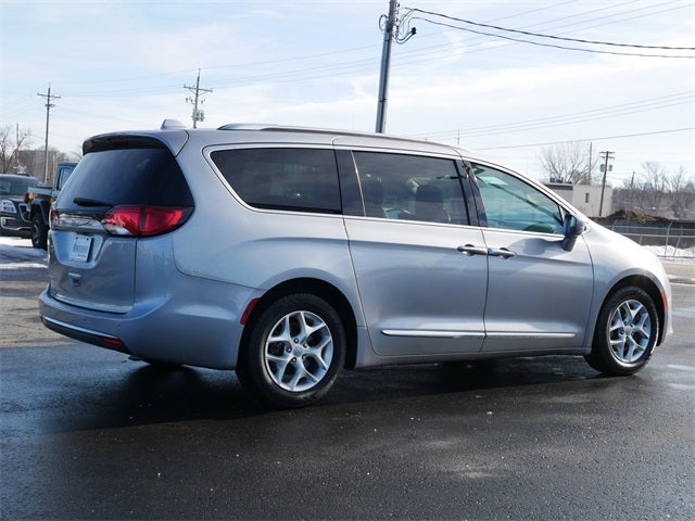2020 Chrysler Pacifica Touring L Plus