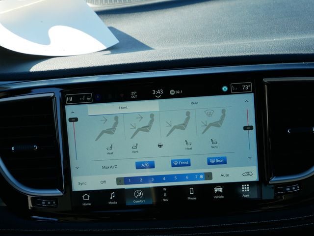 2026 Chrysler Pacifica Limited