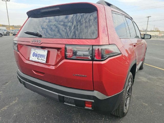 2026 Jeep Cherokee Laredo