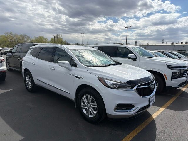 2020 Buick Enclave Essence